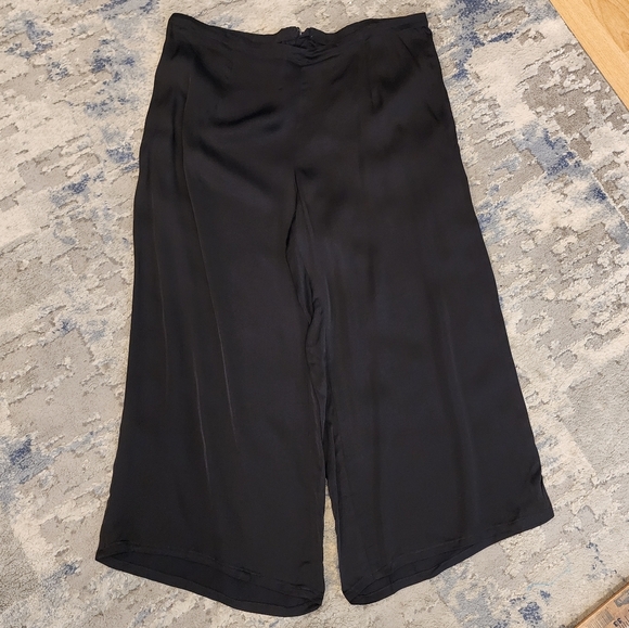 NWT Chaser Wideleg Crop Blacl Lightweight Flowy Pants Size Medium. - Picture 6 of 13
